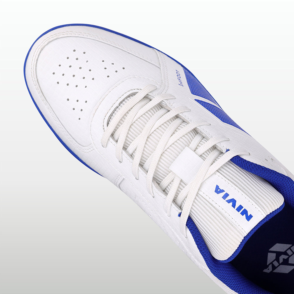 Nivia Stance Cricket Shoe