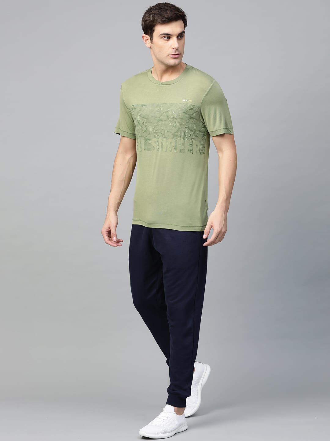 Alcis Men Olive Green Printed Round Neck T-shirt