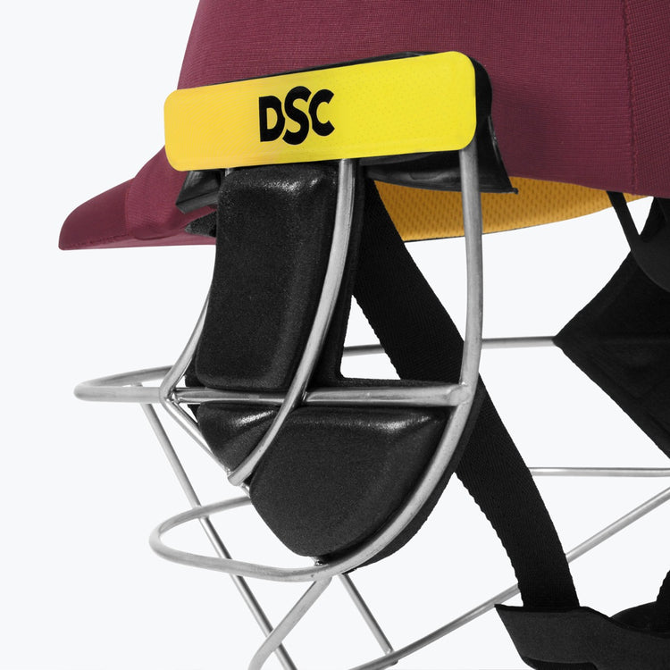 Avenger Pro 2.0 Cricket Helmet