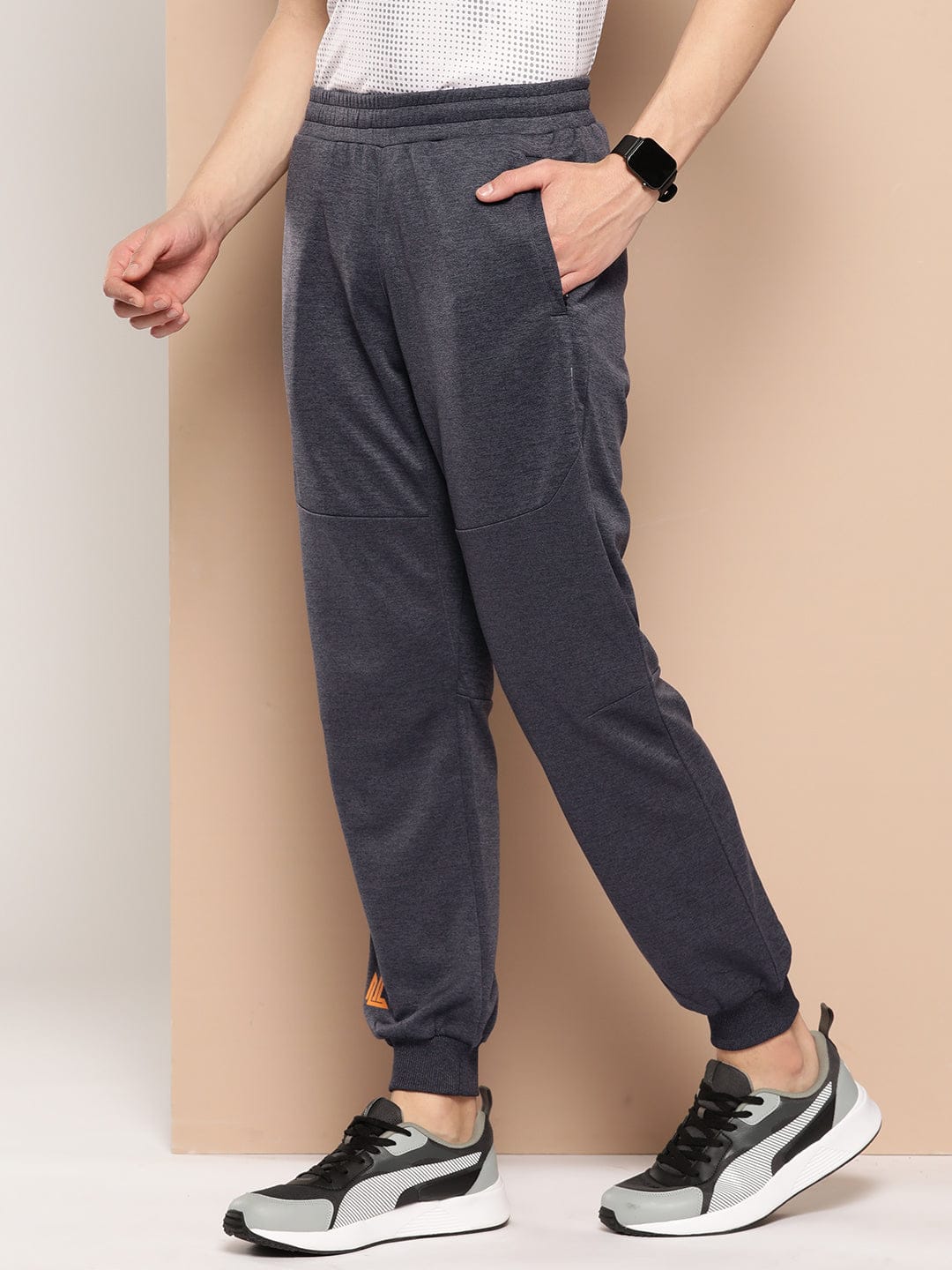 Alcis Men Grey Typography Printed Slim Fit Joggers