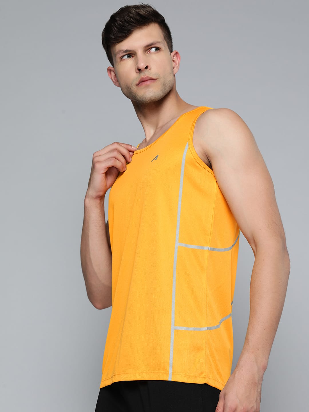 Alcis Men Citrus Yellow Solid T-shirt
