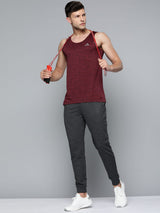 Alcis Men Maroon Solid Slim Fit T-shirt