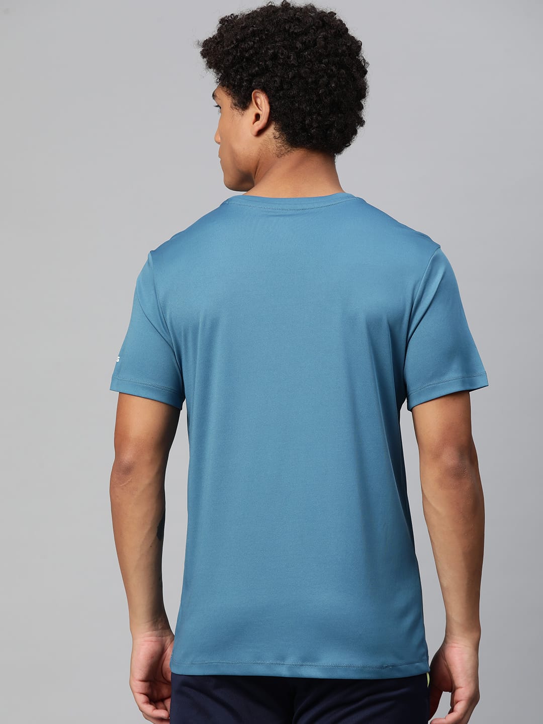 Alcis Men Blue Typography Printed Anti Static Slim Fit T-shirt