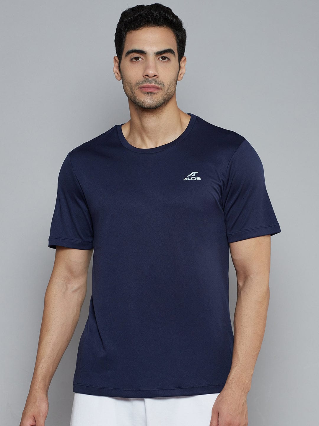 Alcis Men Navy Blue Solid Slim Fit Wonder T-shirt