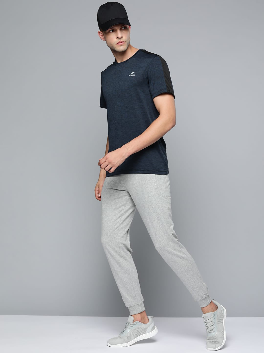Alcis Men Navy Blue T-shirt