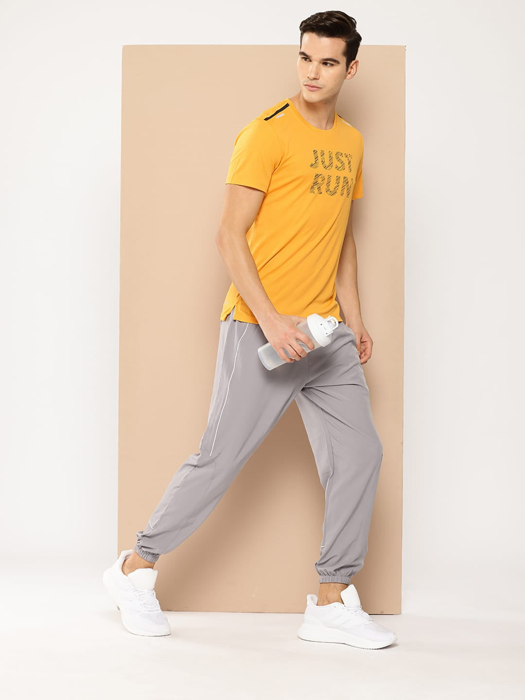 Alcis Men Typography Printed Anti Static Slim Fit Sports T-shirt