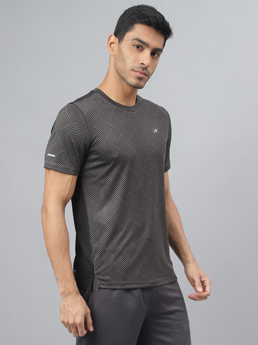 Alcis Men Dark Grey Drytech+ Anti-Static Slim-Fit Round Neck Running T-Shirt