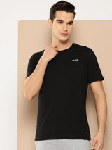 Alcis Men Black Typography Printed Slim Fit T-shirt