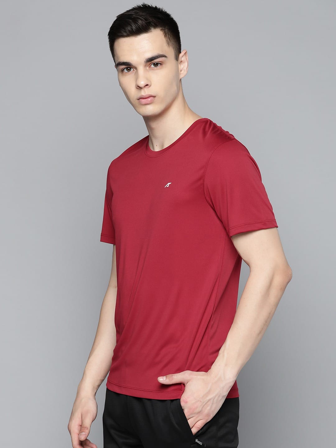 Alcis Men's Red Anti-Static Soft-Touch Slim-Fit Sports for All Round Neck Wonder T-Shirt