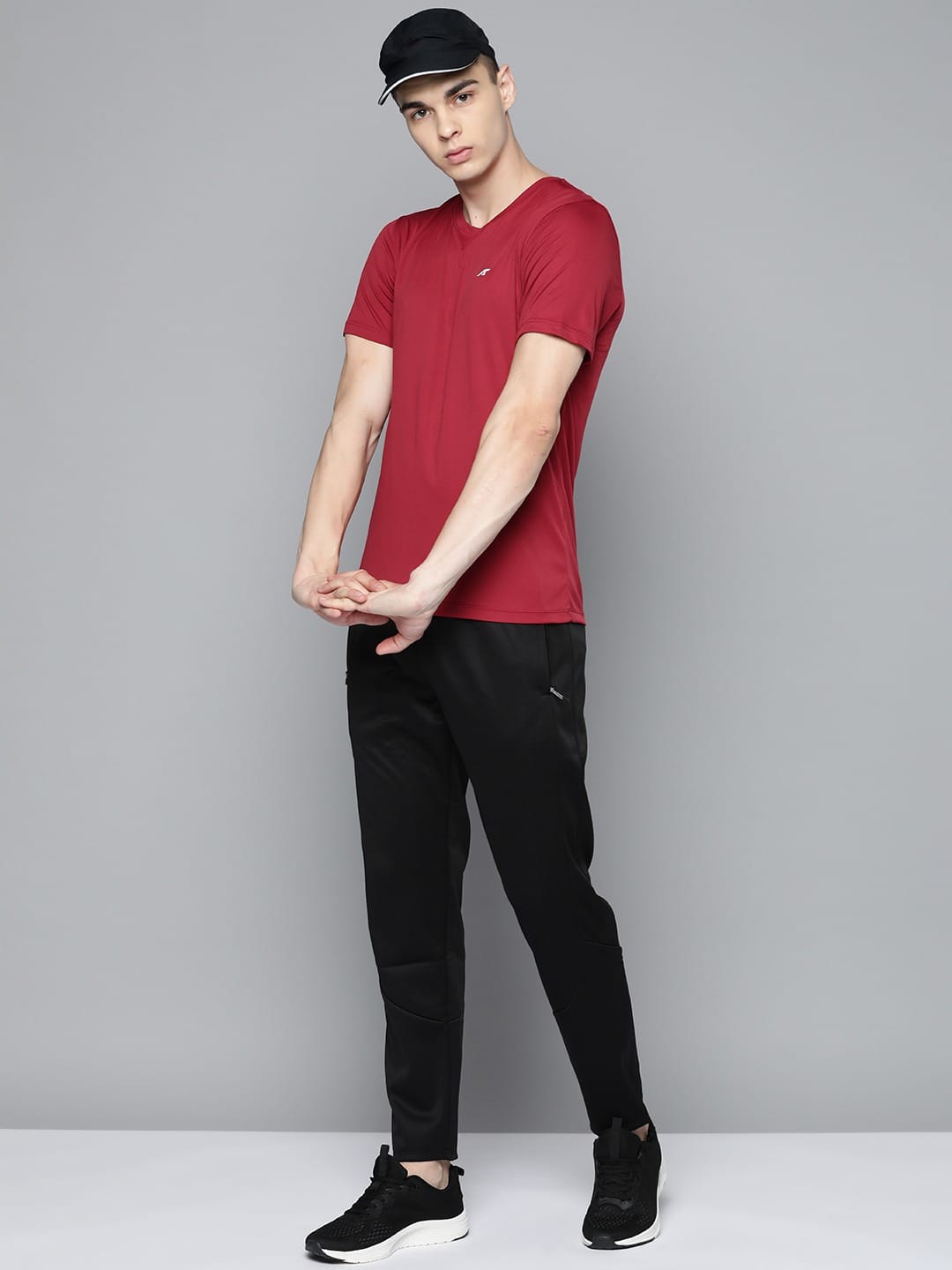 Alcis Men's Red Anti-Static Soft-Touch Slim-Fit Sports for All Round Neck Wonder T-Shirt