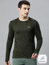 Alcis Men Solid Dry Tech Slim Fit T-shirt