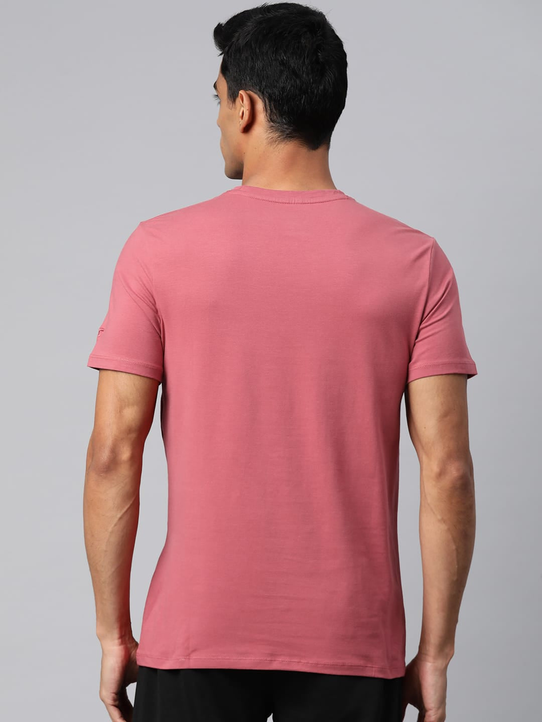 Alcis Men Solid Stretchex Slim Fit T-shirt
