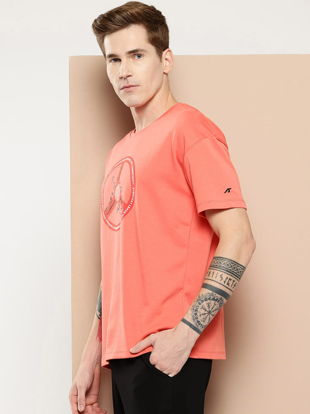 Alcis Men Typography Printed Sports T-shirt