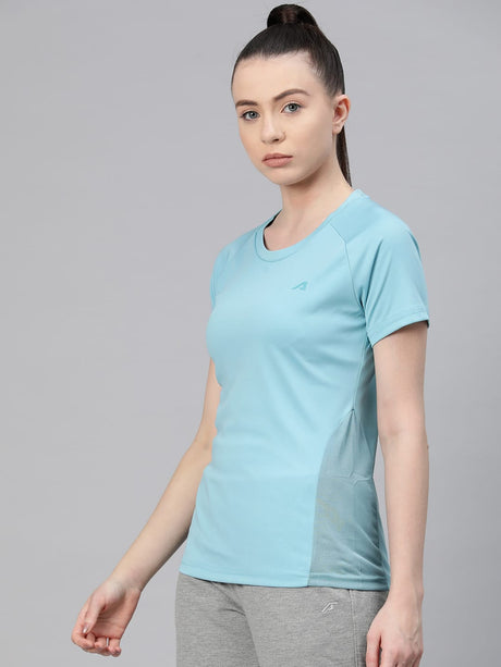 Alcis Women Solid Slim Fit T-shirt