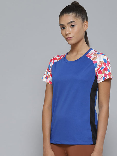 Alcis Women Blue Pink Printed Slim Fit Sports T-shirt | Alcis
