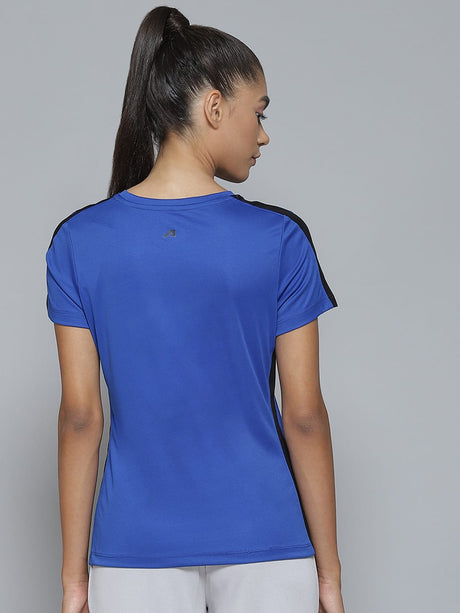 Alcis Women Blue Printed Slim Fit T-shirt | Alcis