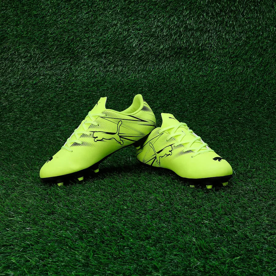 PUMA Attacanto FG/AG Youth Football Studs