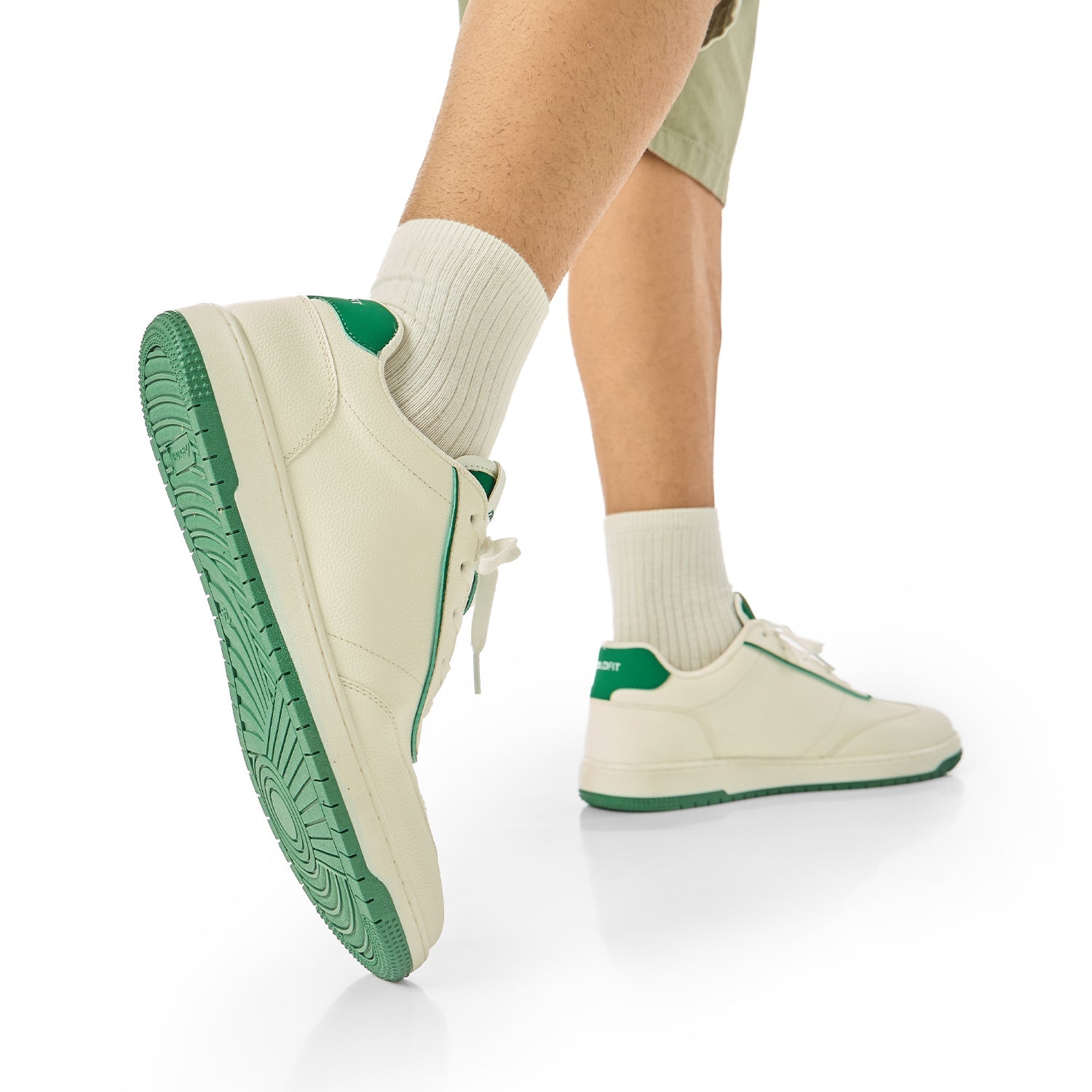 Sneakers shoes for men Skyline White Green