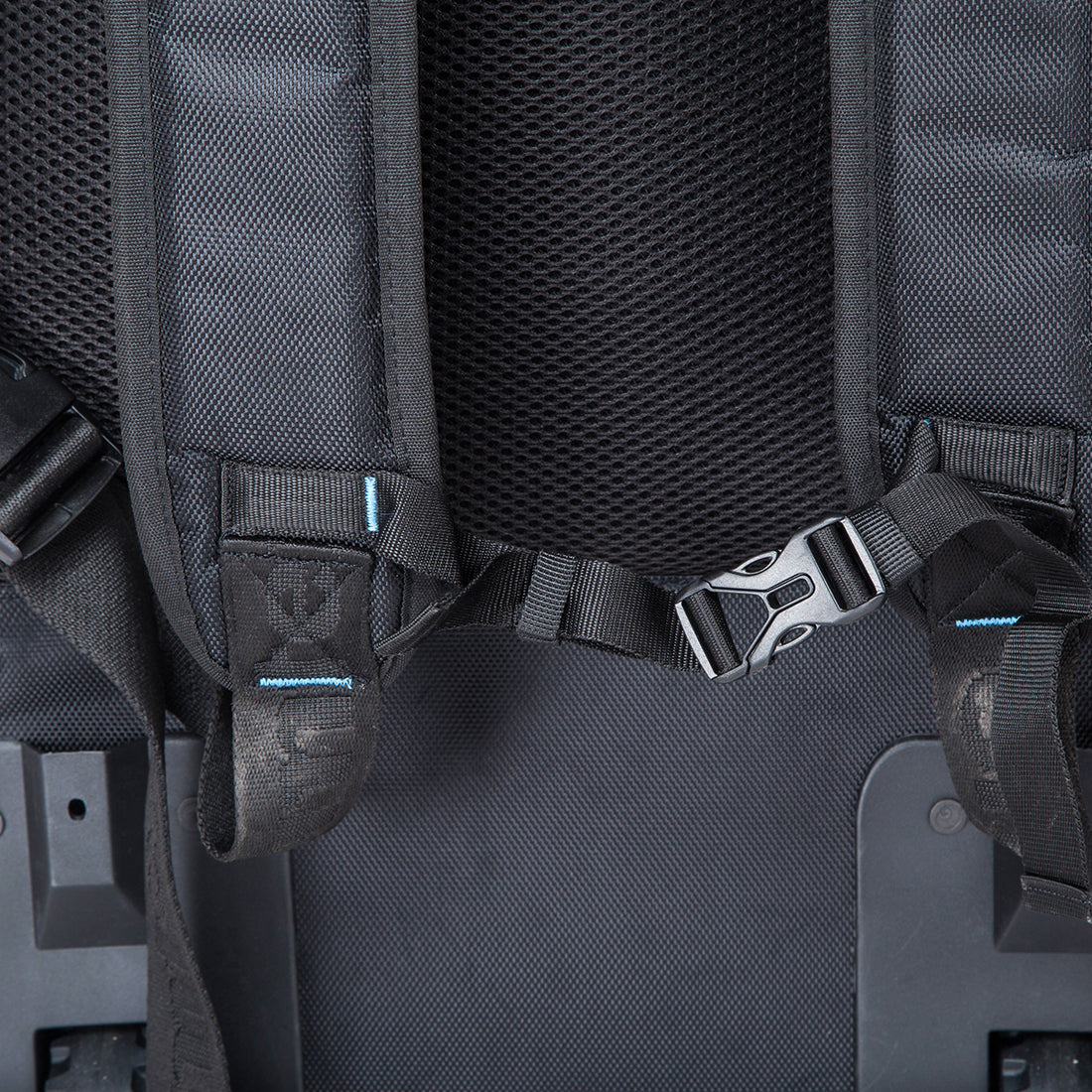 Omtex Duffel Bag Ultimate Black - Blue
