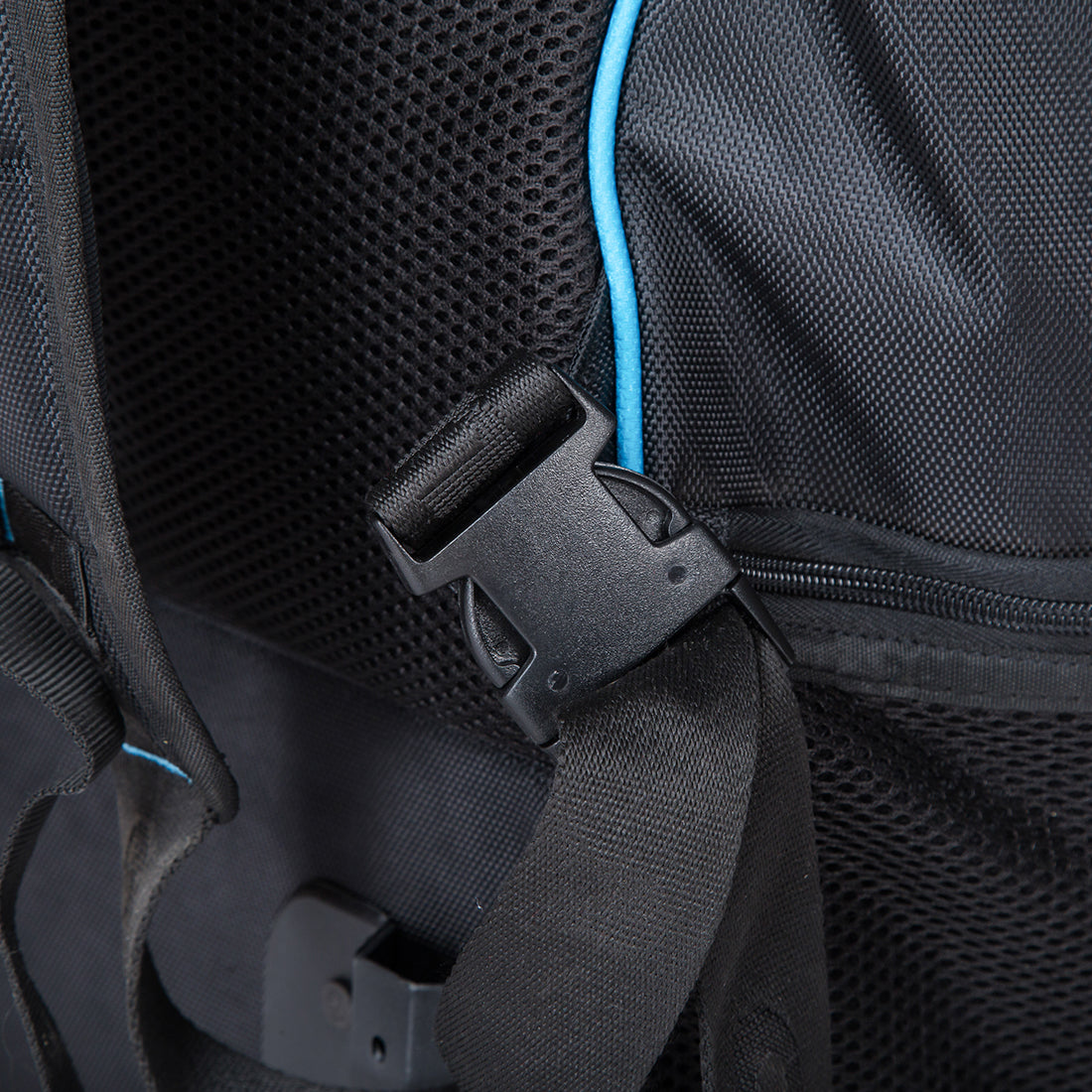 Omtex Duffel Bag Ultimate Black - Blue