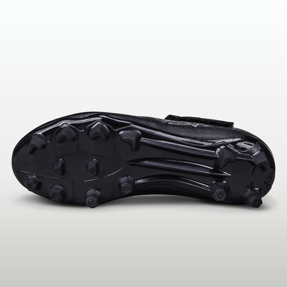 Nivia Carbonite 7.0 Kids Football Stud