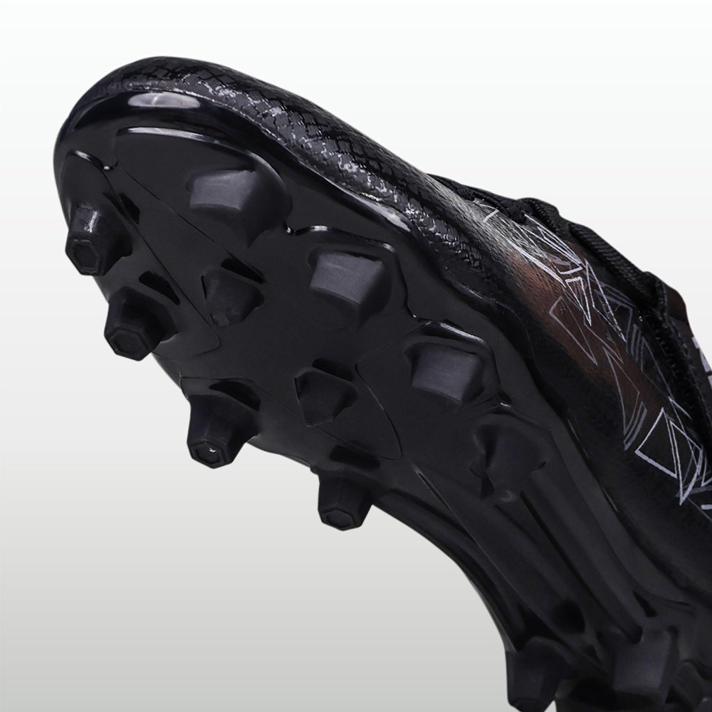 Nivia Carbonite 7.0 Kids Football Stud