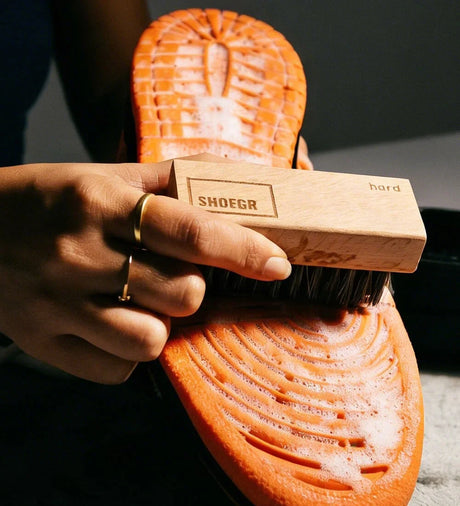 Hard Brush | Shoegr