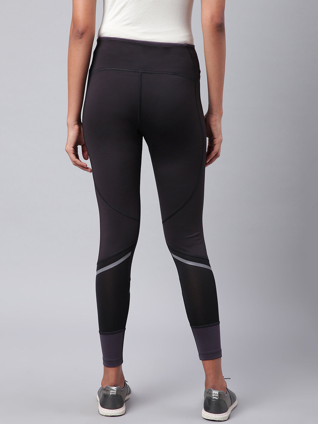 Alcis Women Black Drytech+ Solid Cropped Training Tights