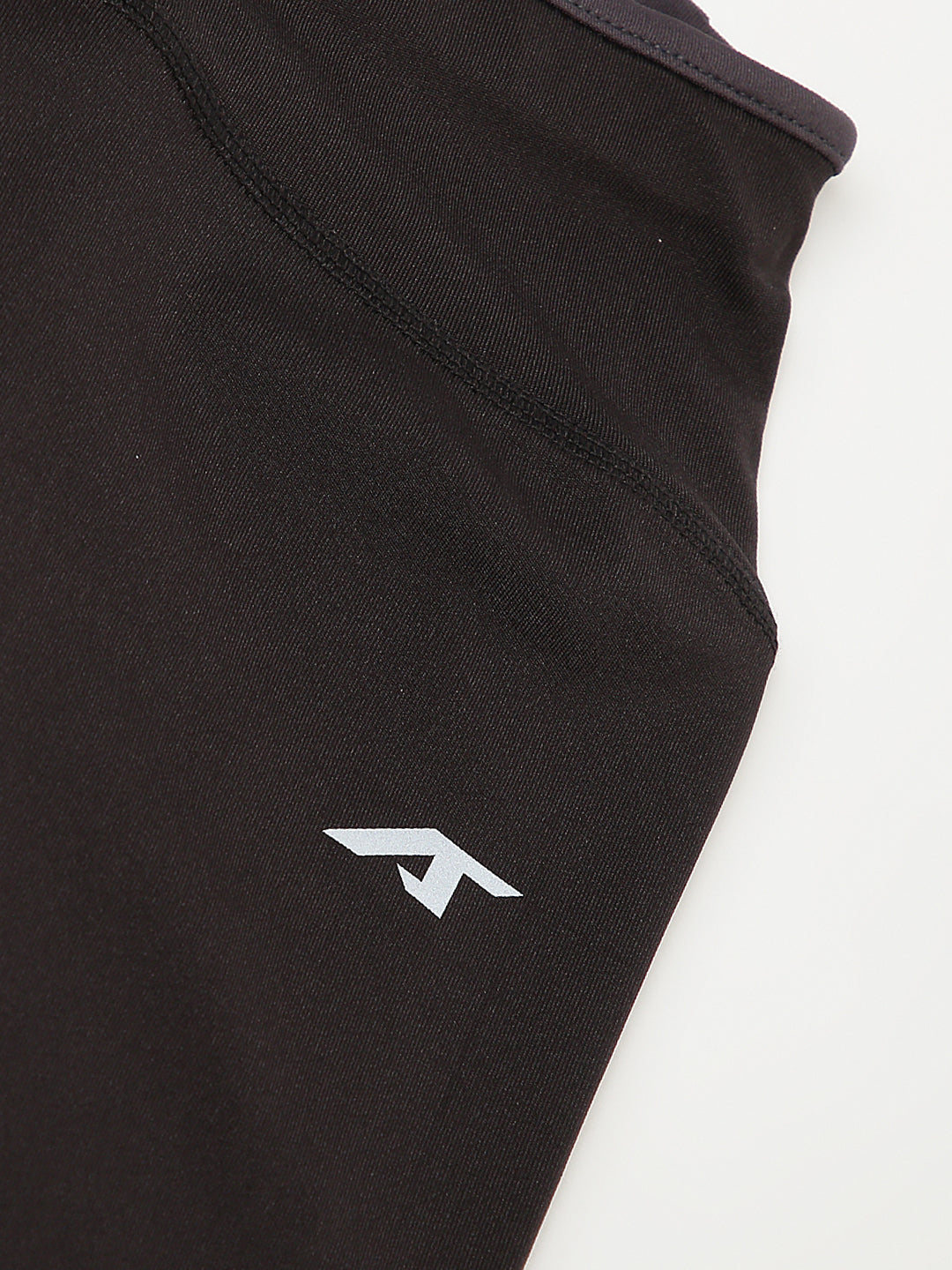 Alcis Women Black Drytech+ Solid Cropped Training Tights