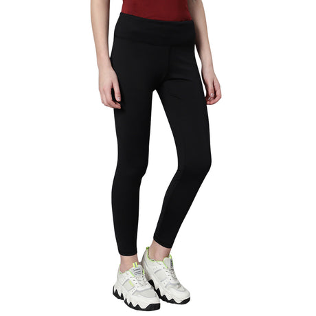 EKA Yoga Pant Black | Omtex