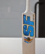 SF Triumph Onyx English Willow Bat