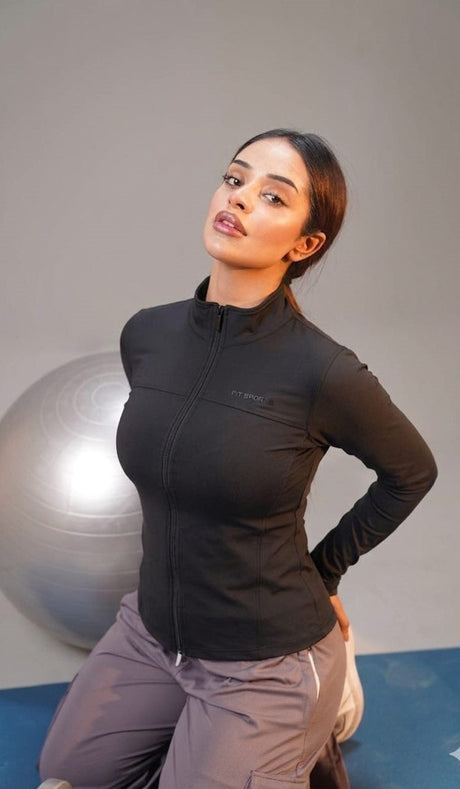 The Second-Skin Performance Zip Jacket / Rash Guard | Fit