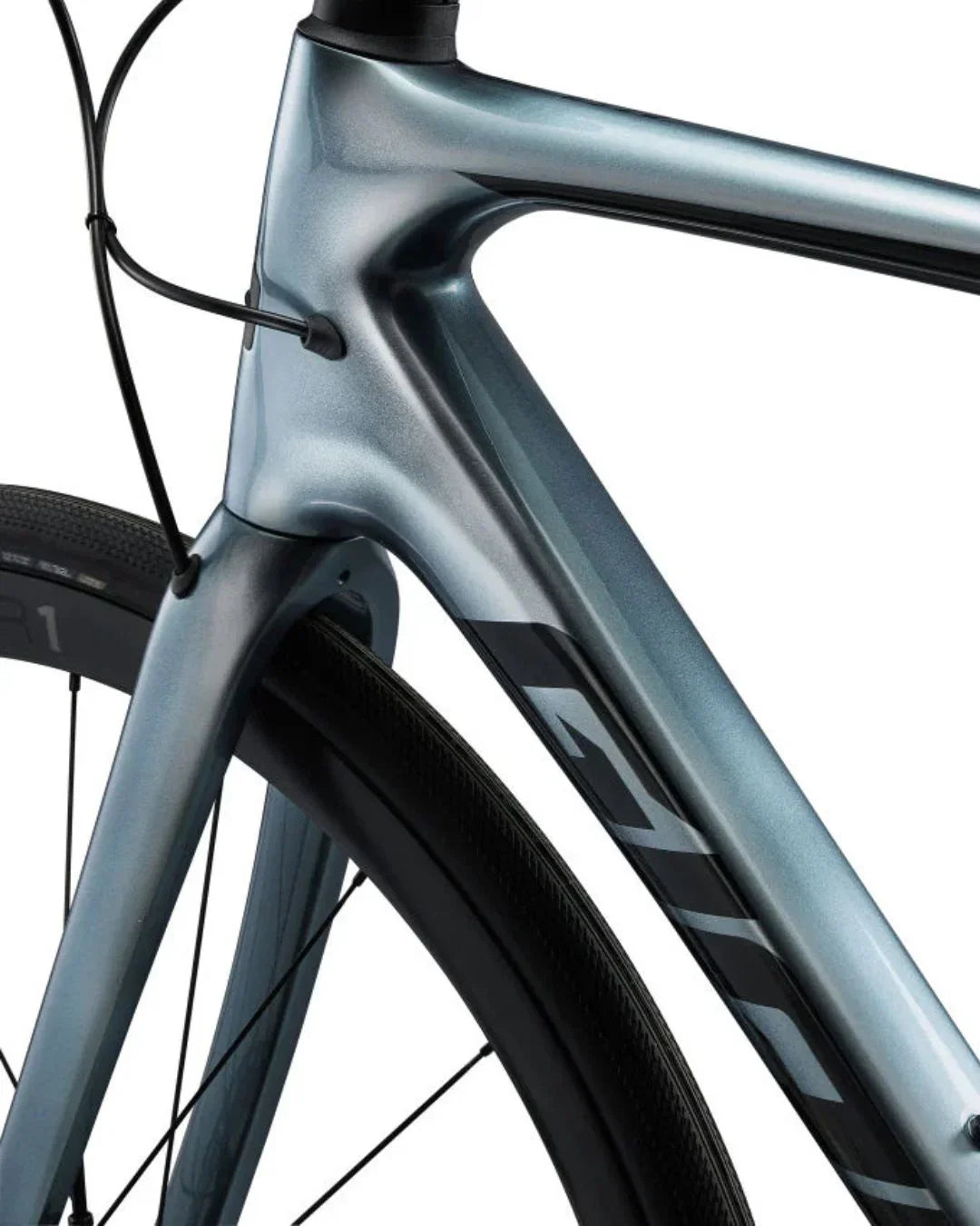 GIANT Defy Advanced Pro 1 Endurance Road Bike