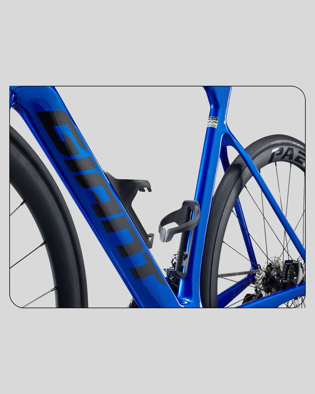 GIANT Propel Advanced 2 Aero Road Bike