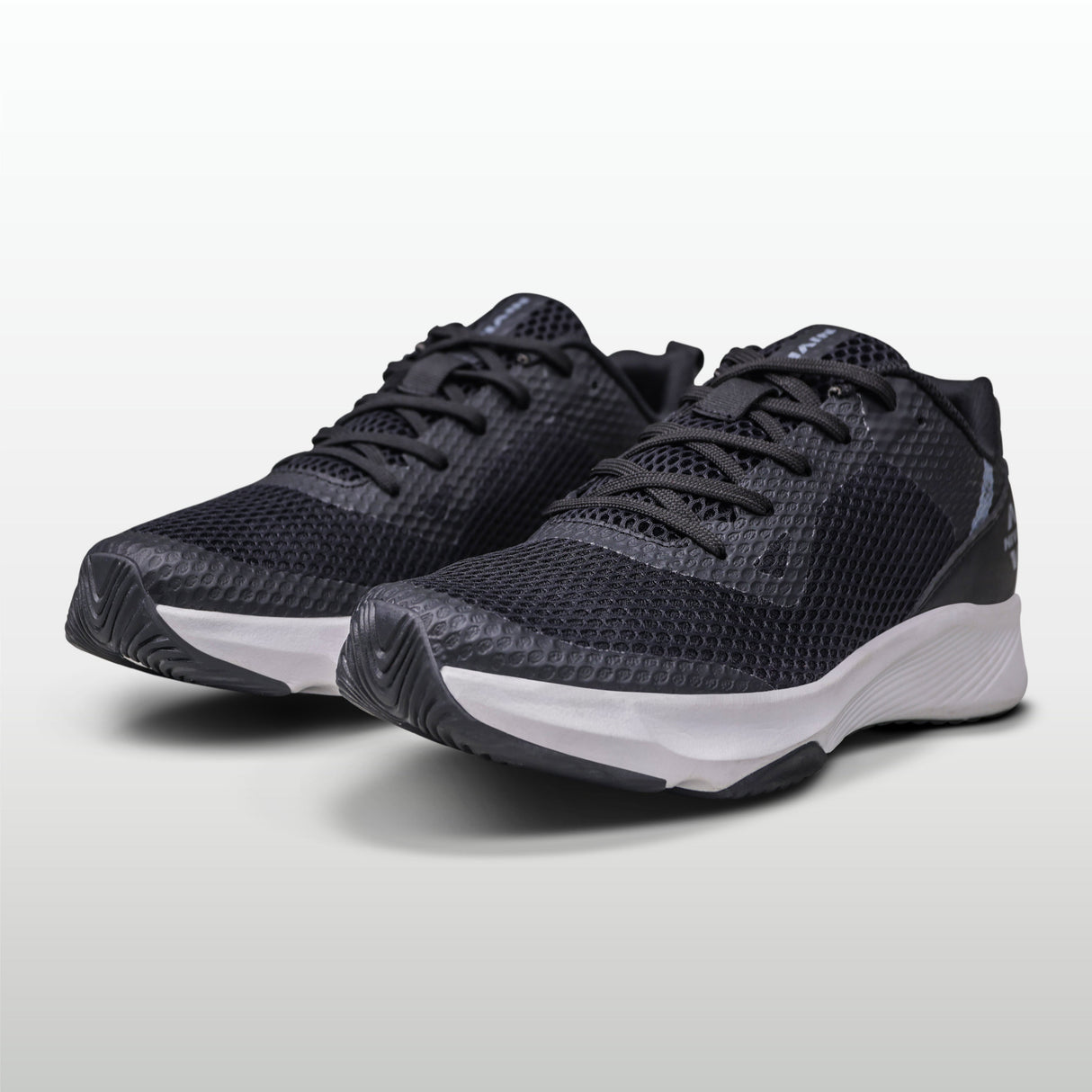 NIVIA HAWKS 2.0 TRAINING SHOE