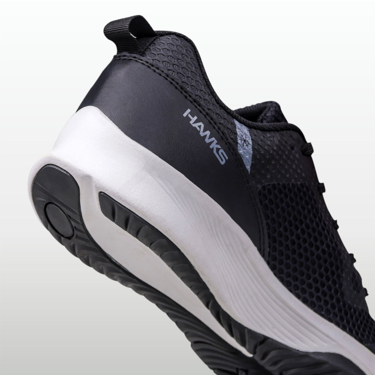 NIVIA HAWKS 2.0 TRAINING SHOE