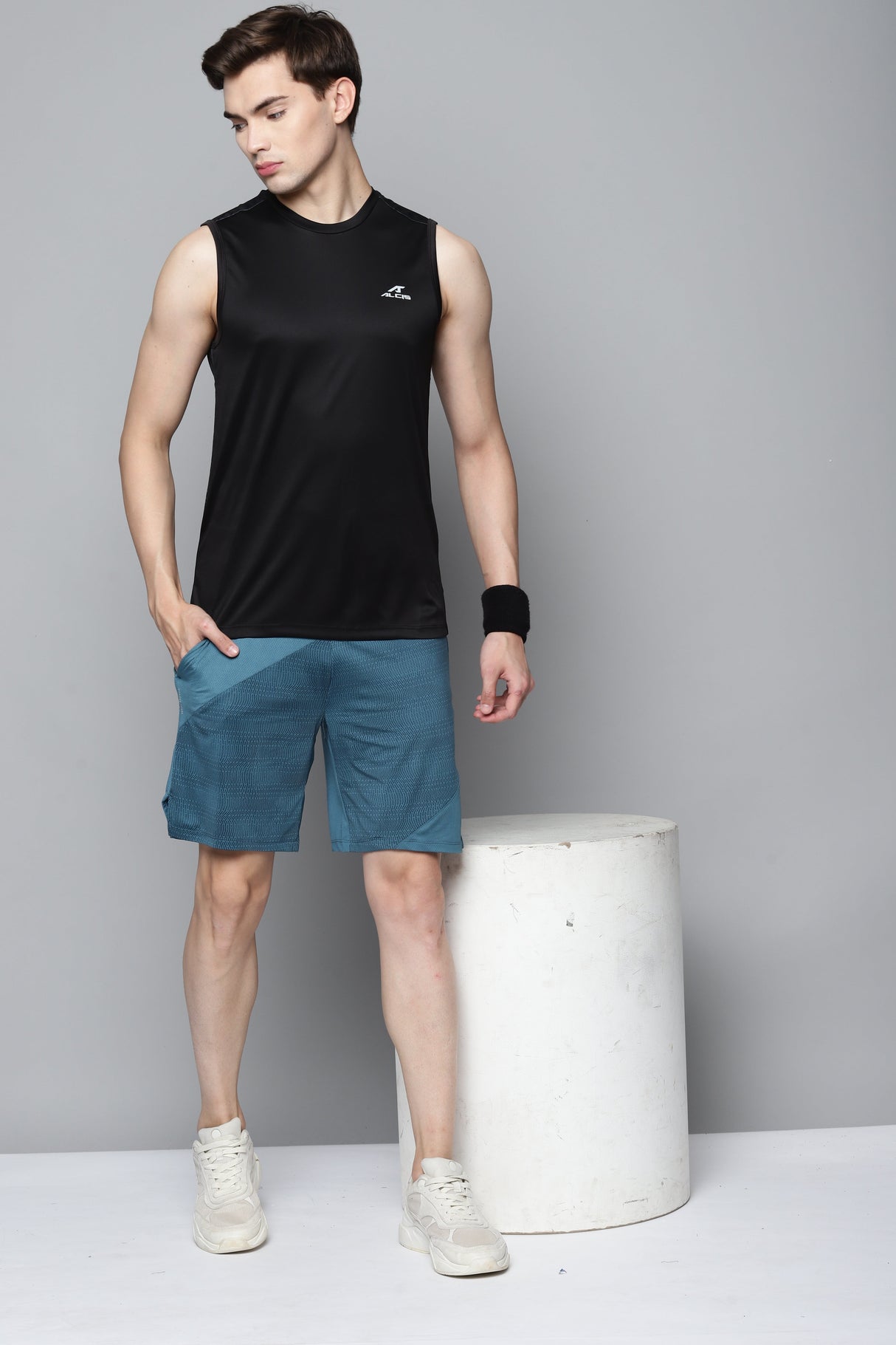 Alcis Men Black Camouflage Printed Back Slim Fit T-shirt