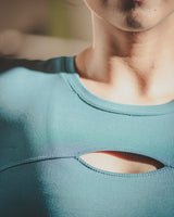 Invincible Women's Front Hole Crop Top