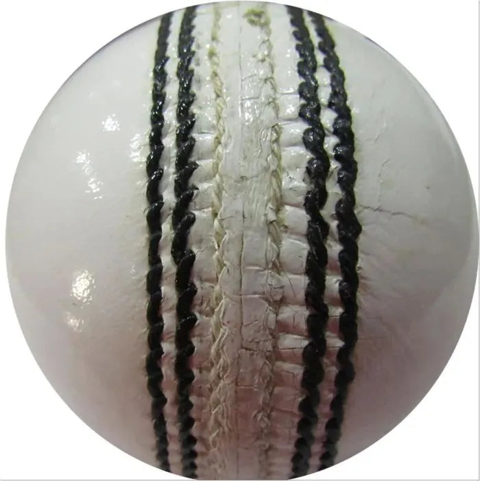 KOOKABURRA PACE Cricket Ball White