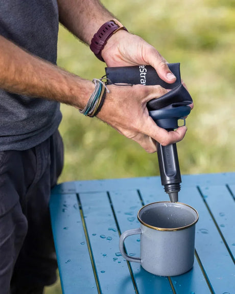 LIFESTRAW Peak Series Collapsible Squeeze 650ml Bottle With Filter - Dark Mountain Grey
