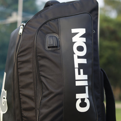 Kit Bag Platinum | Kay Gee Sports / Kay Gee International