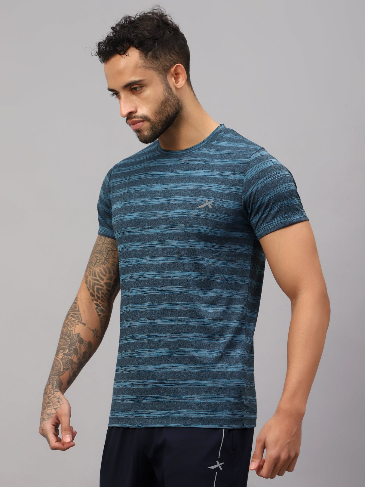 Vector X Mens Polyester Round Neck Sports T-Shirt Half Sleeves