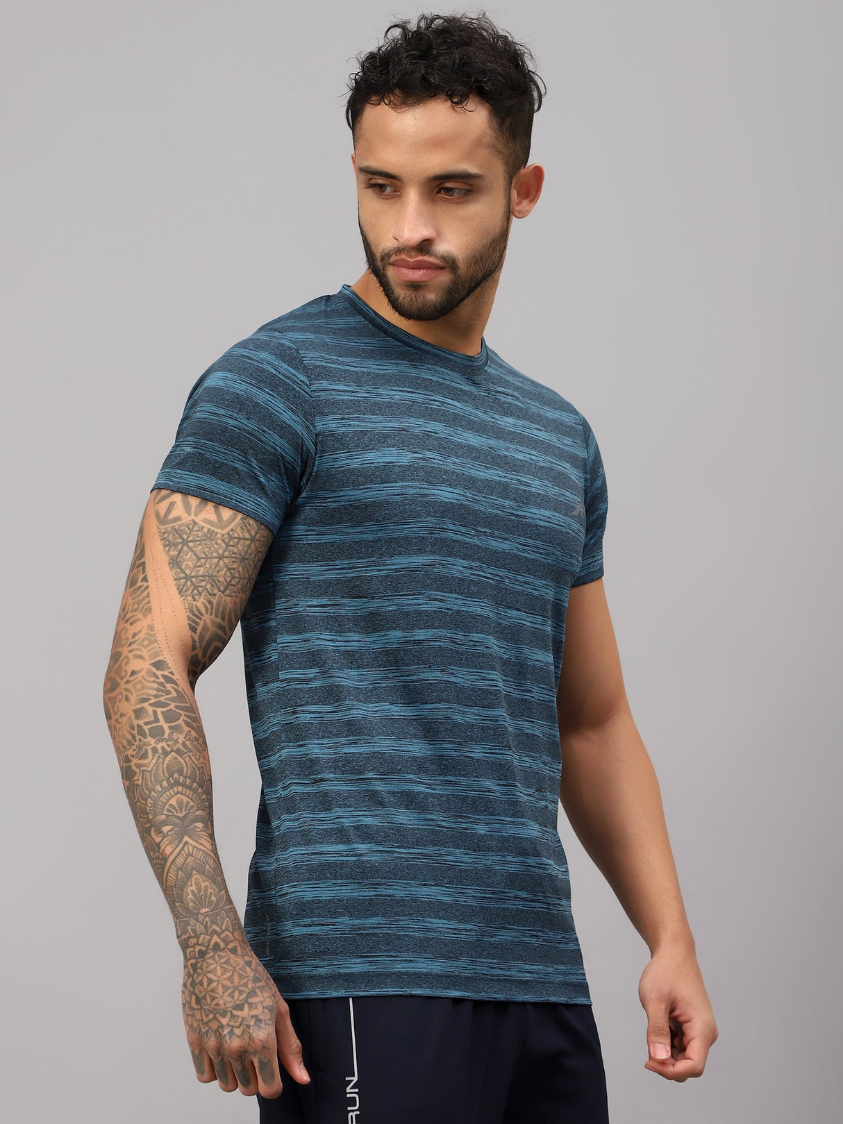 Vector X Mens Polyester Round Neck Sports T-Shirt Half Sleeves