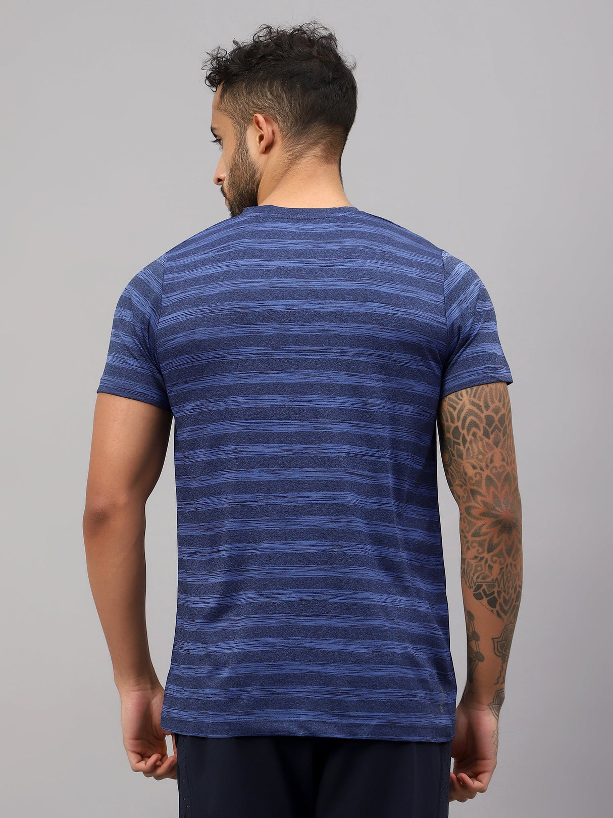 Vector X Mens Polyester Round Neck Sports T-Shirt Half Sleeves