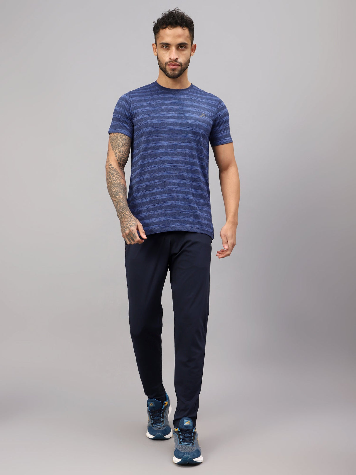 Vector X Mens Polyester Round Neck Sports T-Shirt Half Sleeves