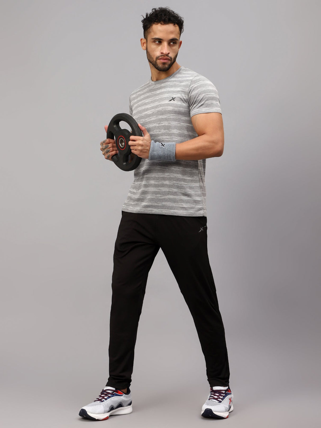 Vector X Mens Polyester Round Neck Sports T-Shirt Half Sleeves