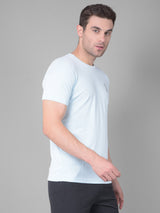 Sky Blue Serenity Kookaburra Round Neck T-Shirt for a Fresh and Vibrant Look