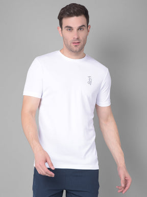 White Round Neck T-Shirt for Timeless Simplicity