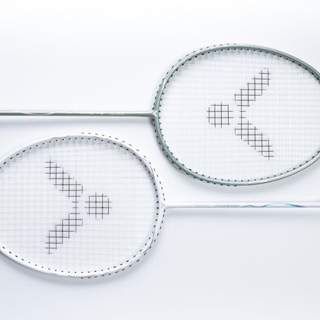 Auraspeed ARS-3200-4U G5 Strung Badminton Racket (White/Black)