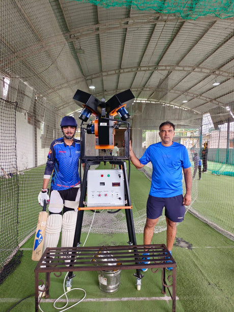 Woodpecker 3 Wheel Cricket Bowling Machine (Digital)
